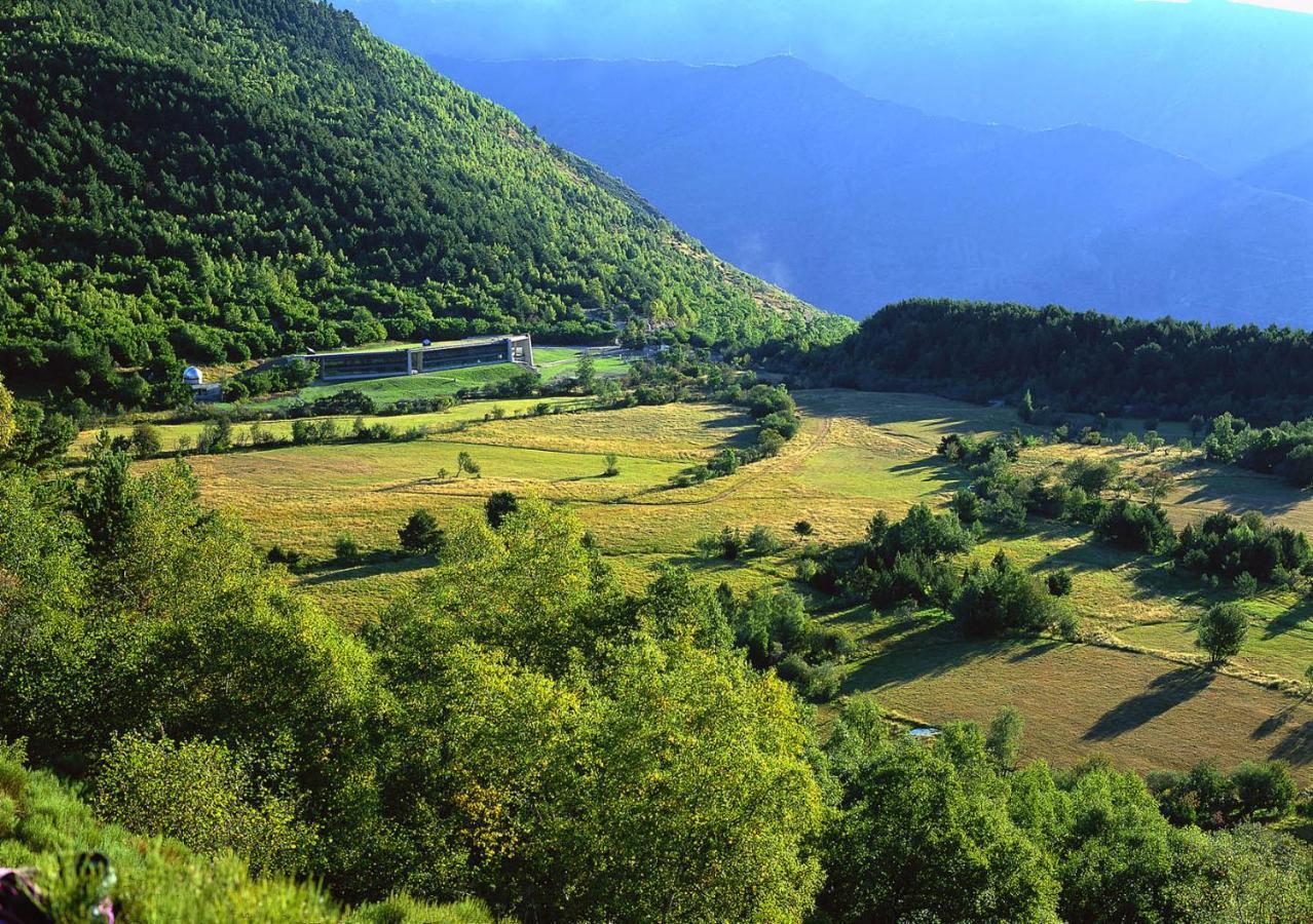 Monnatura Pirineus Son Del Pi Exterior photo