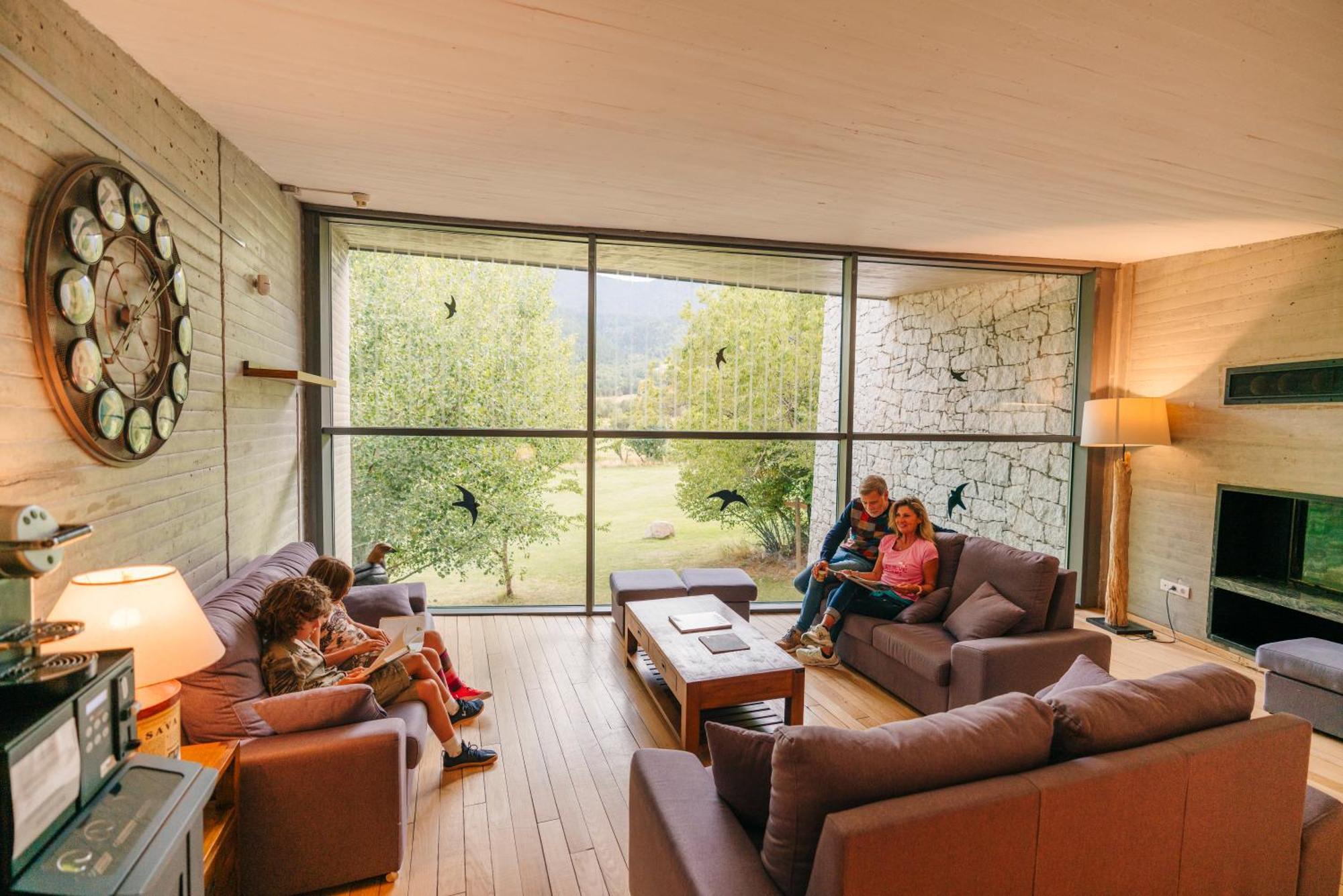 Monnatura Pirineus Son Del Pi Exterior photo